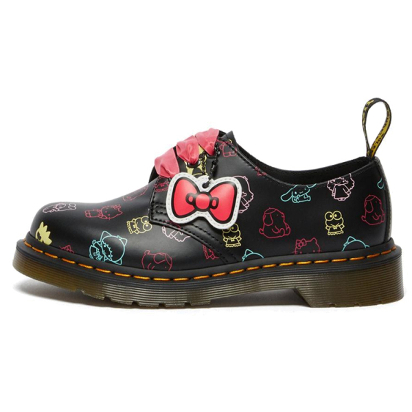 Hello Kitty and Friends x Dr.Martens 1461