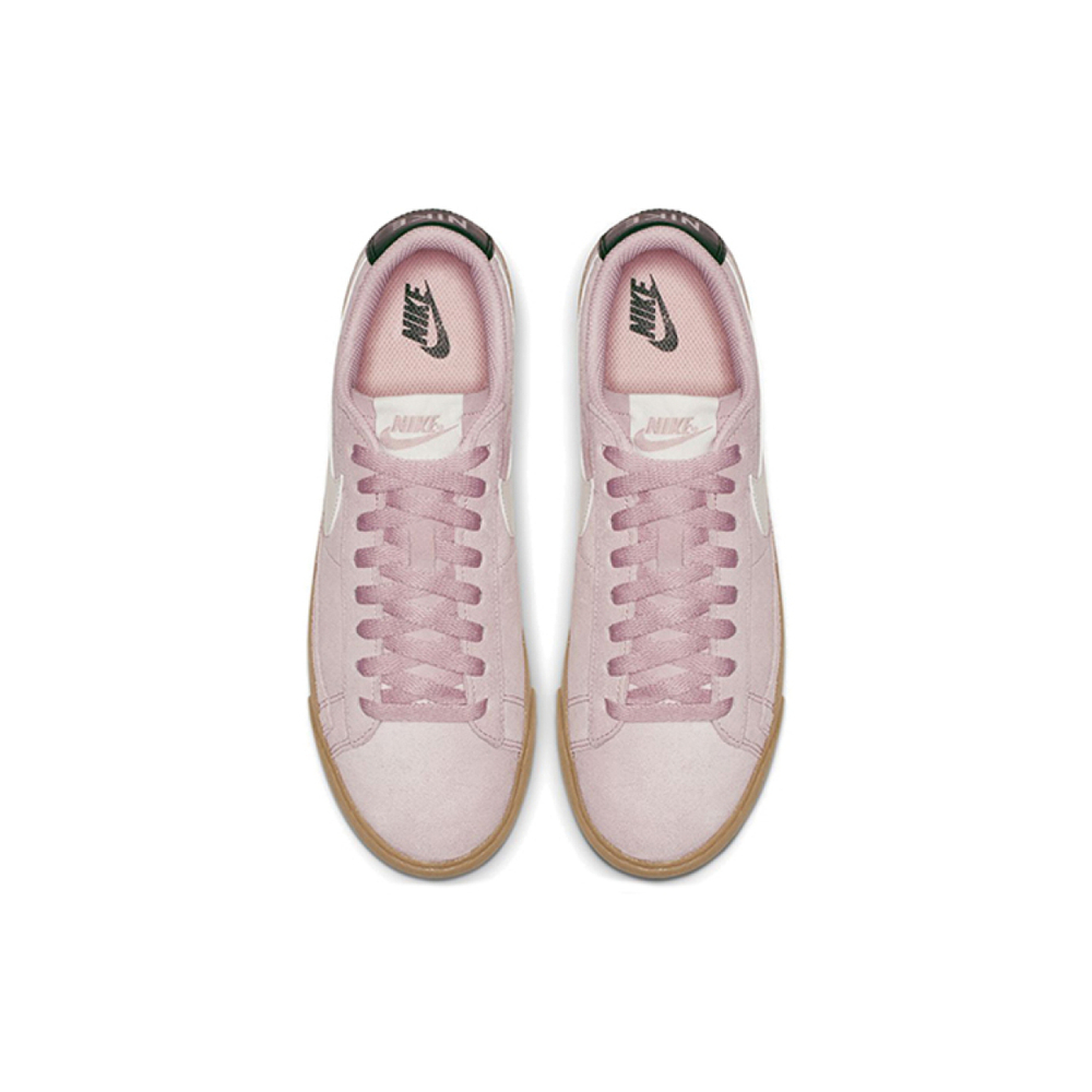 Nike Blazer SD