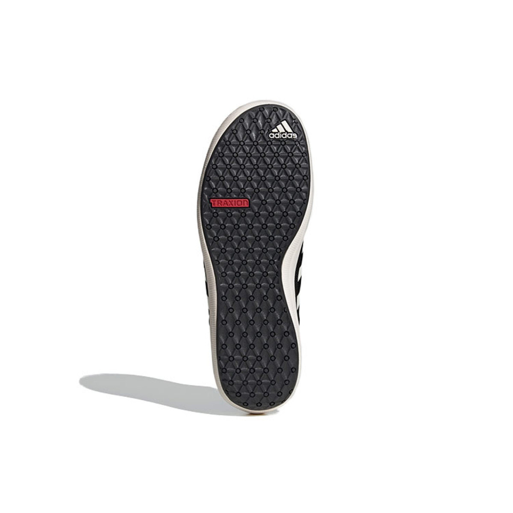 Adidas b slip-on dlx