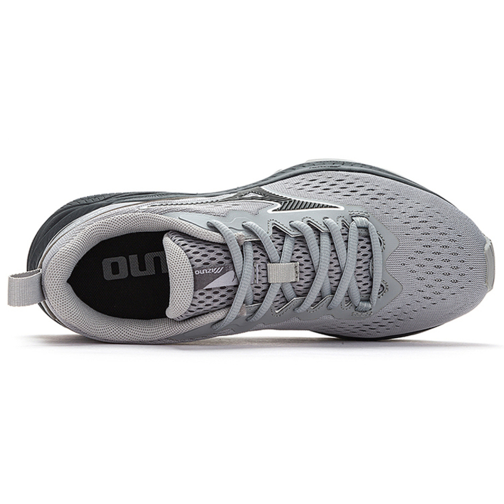 Mizuno Racer S