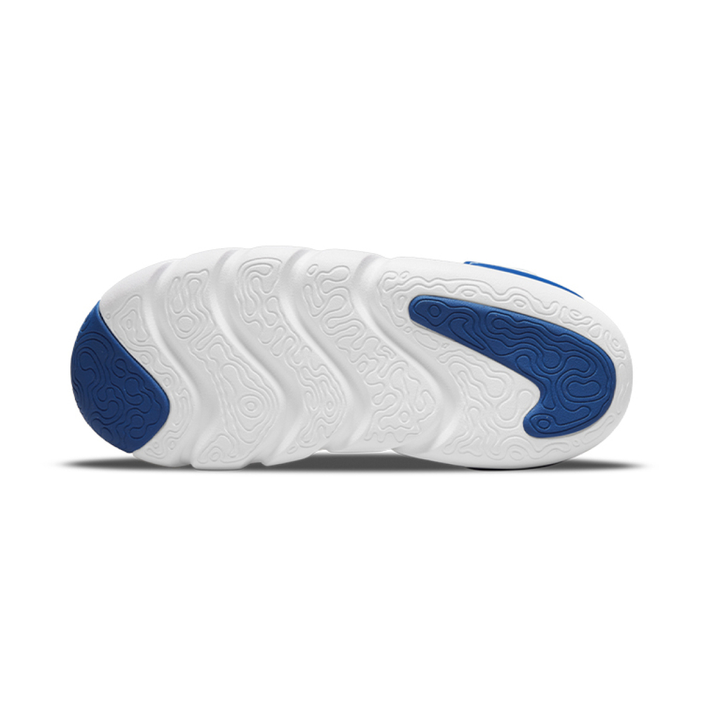 Nike Dynamo GO