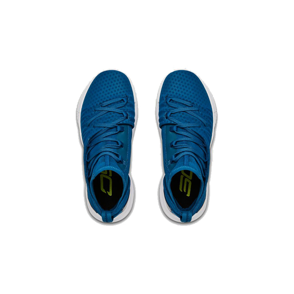 GS Under Armour Grade School UA Curry 5 5
