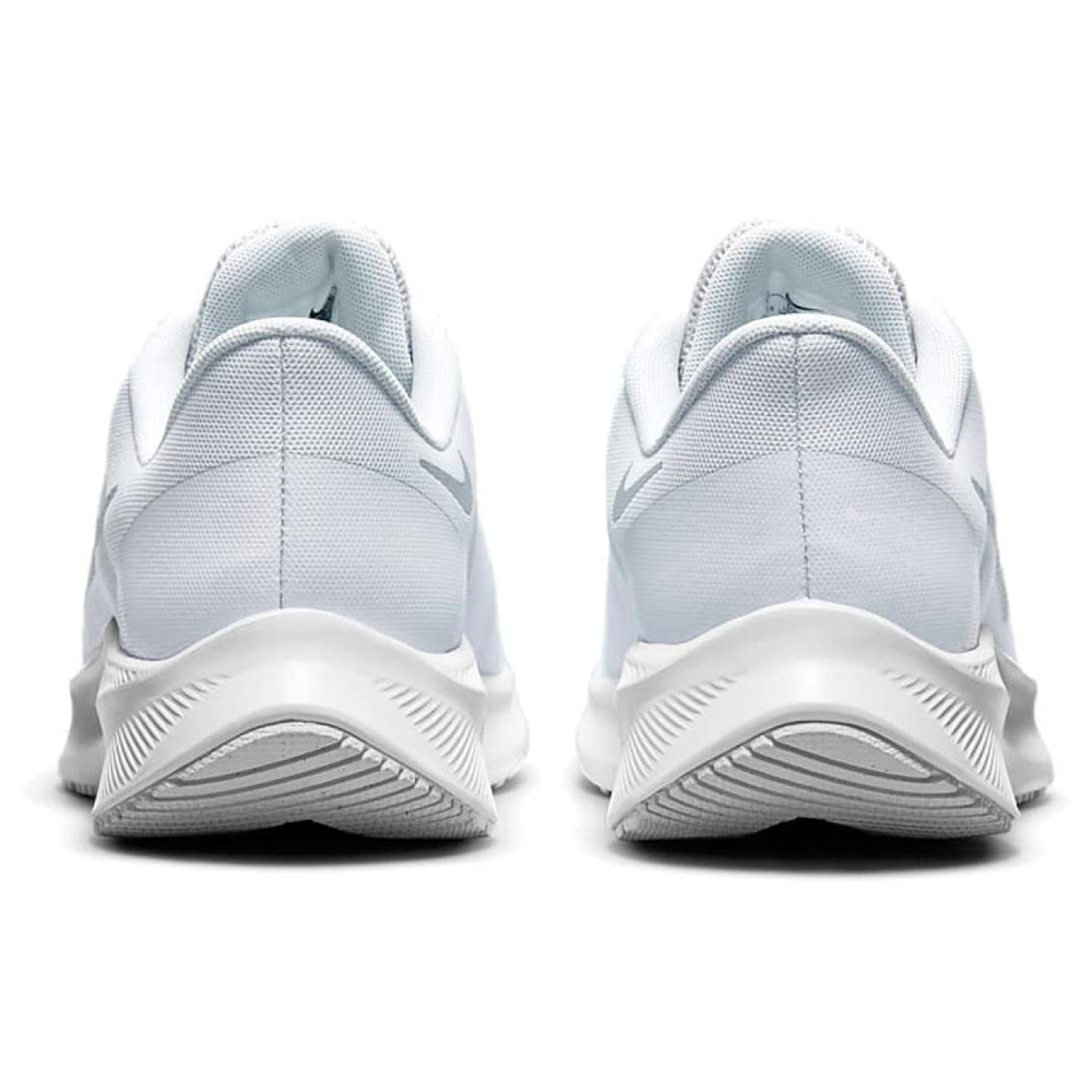 Nike Quest 4