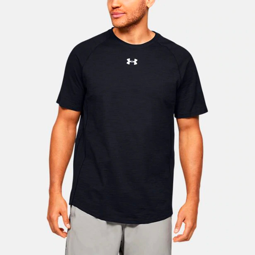 Under Armour T