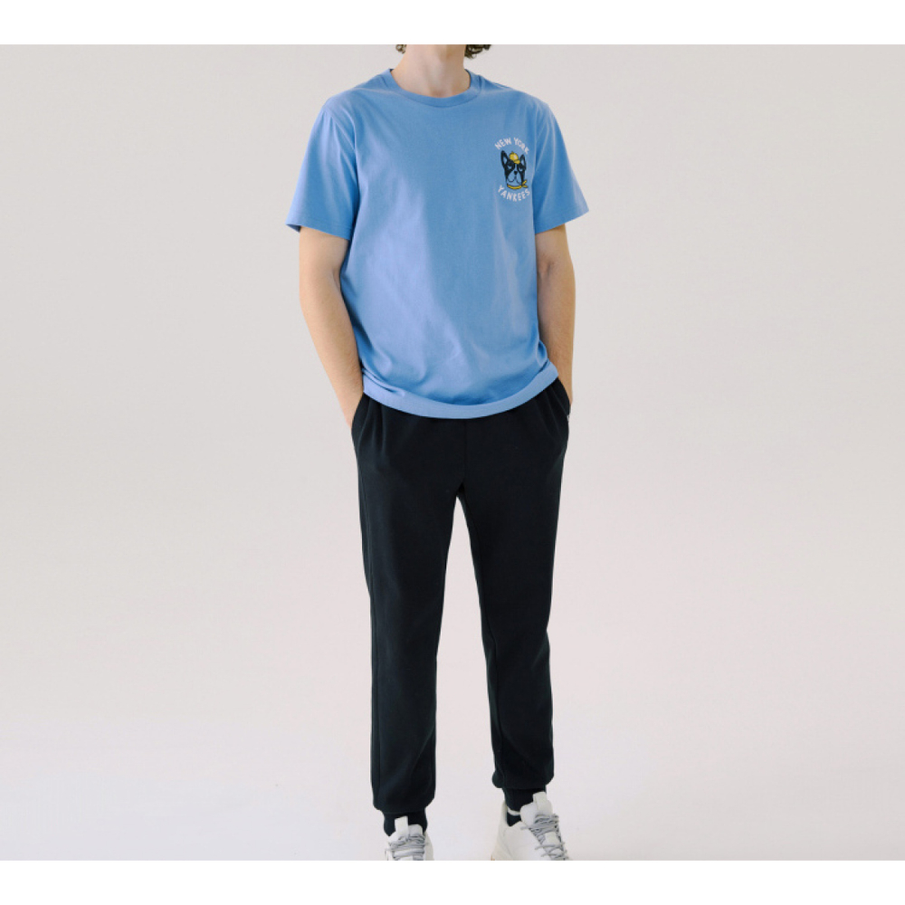 MLB T