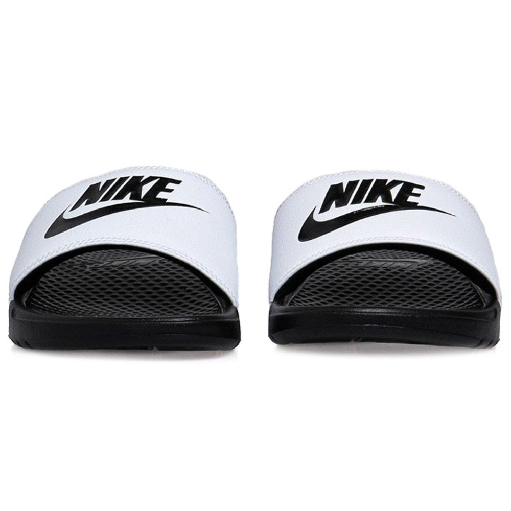 Nike Benassi