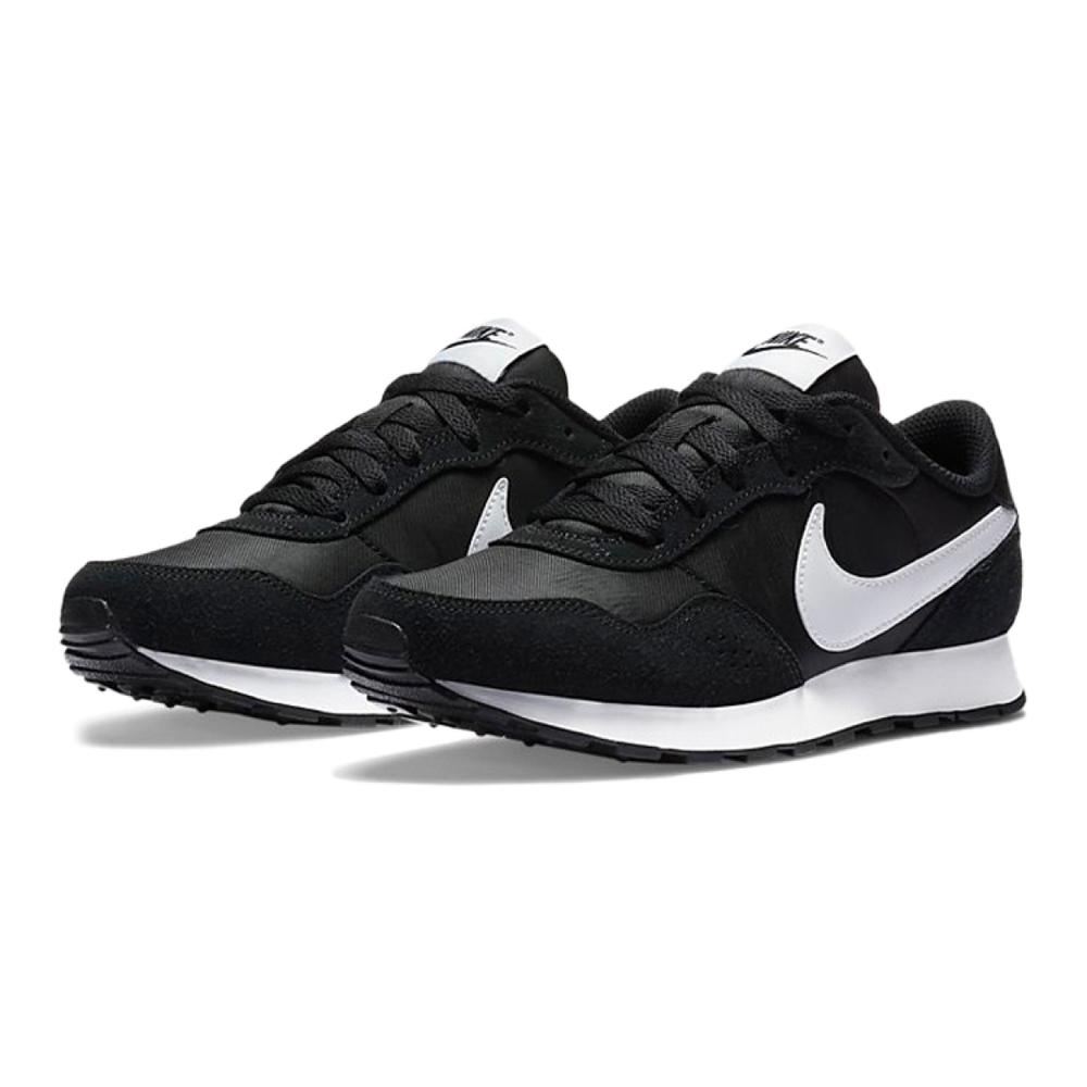 Nike MD Valiant