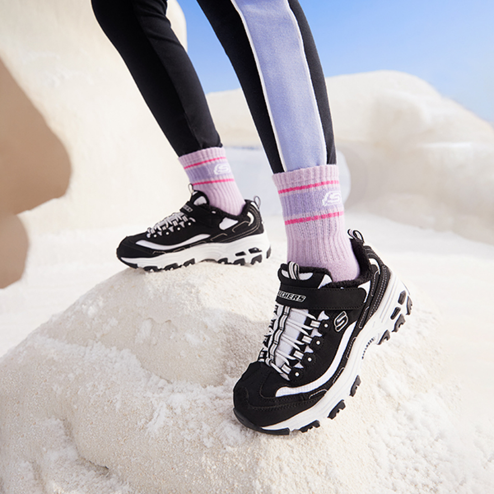 Skechers