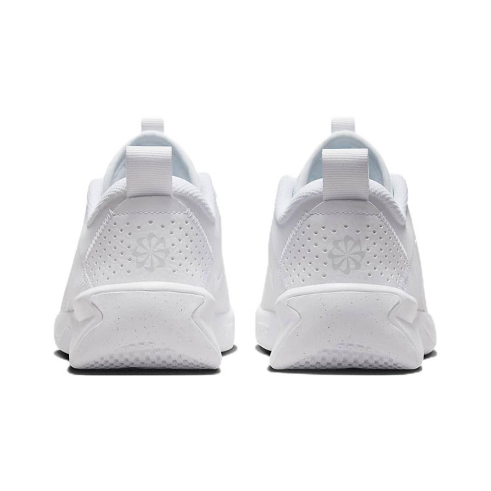 Nike Omni Multi-Court