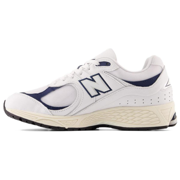 New Balance NB 2002R