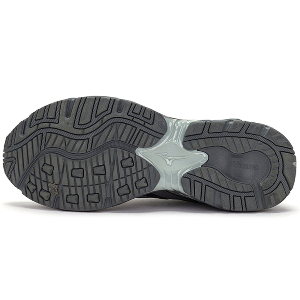 X Mizuno Adventure Twe