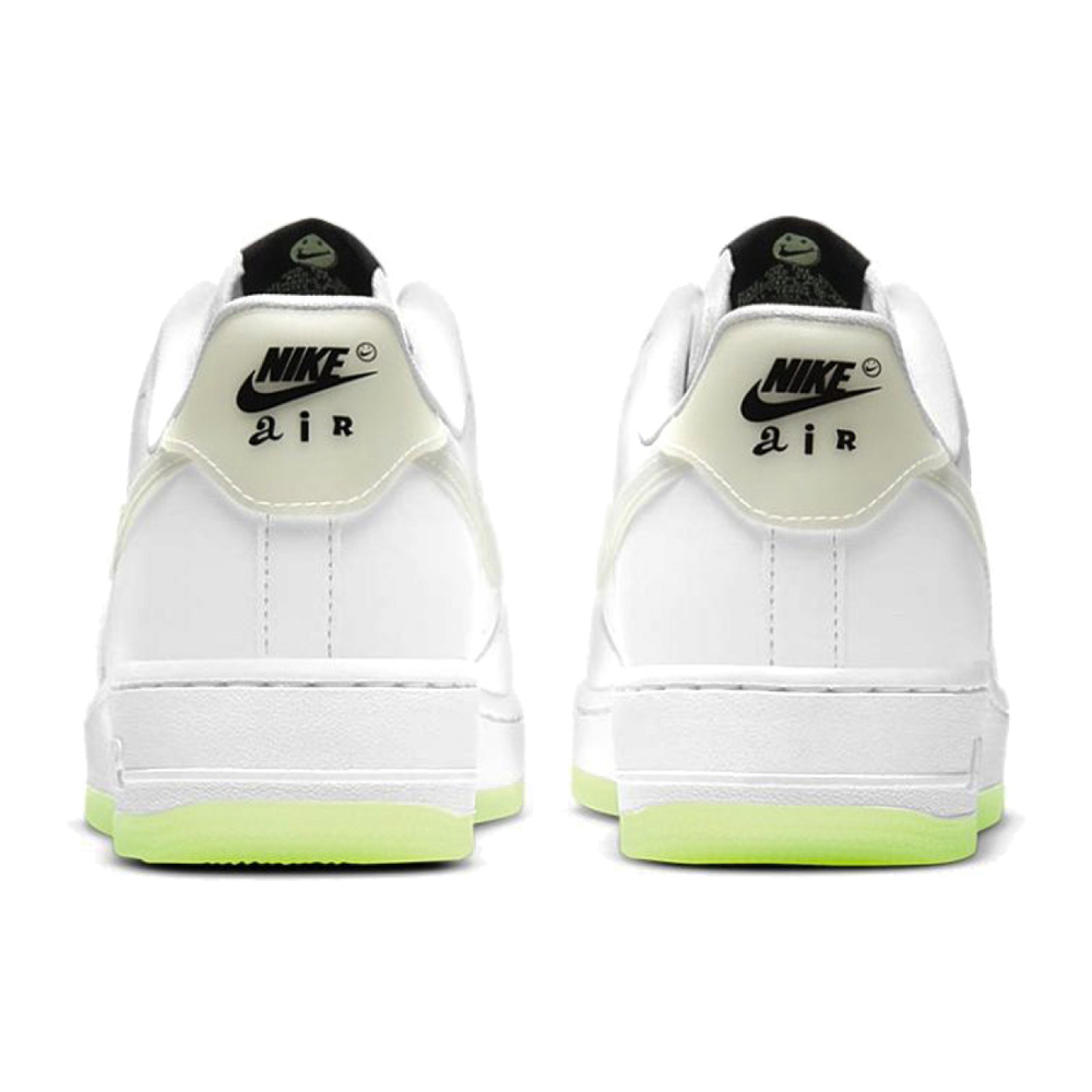 Nike Air Force 1 have a nike day