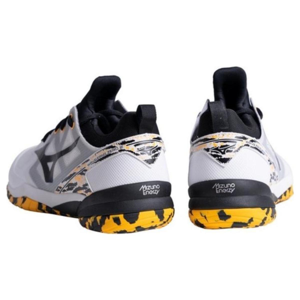 Mizuno Wave Fang Zero