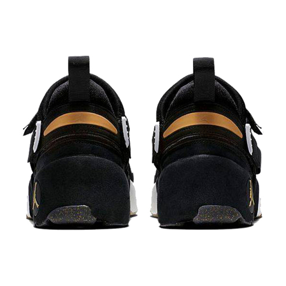 Jordan Trunner LX BHM (2017)