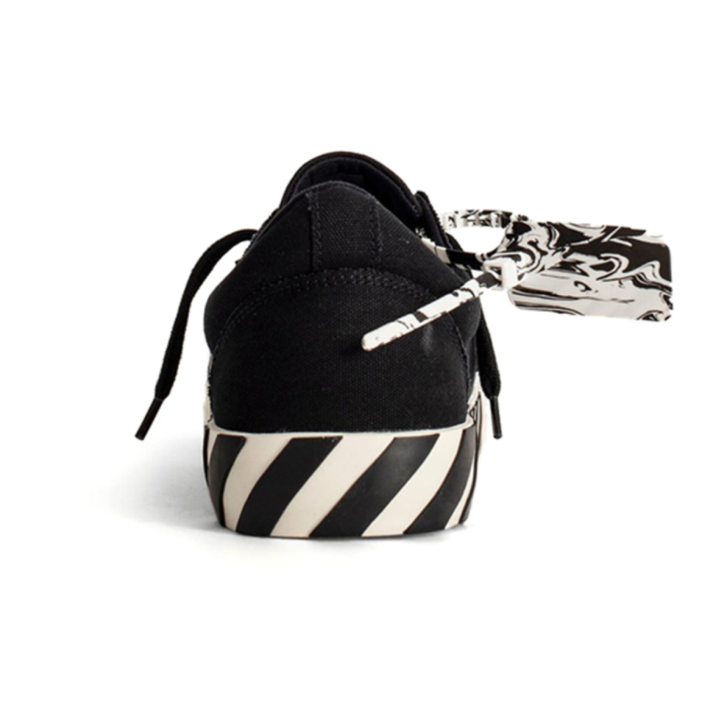OFF-WHITE Virgil Abloh