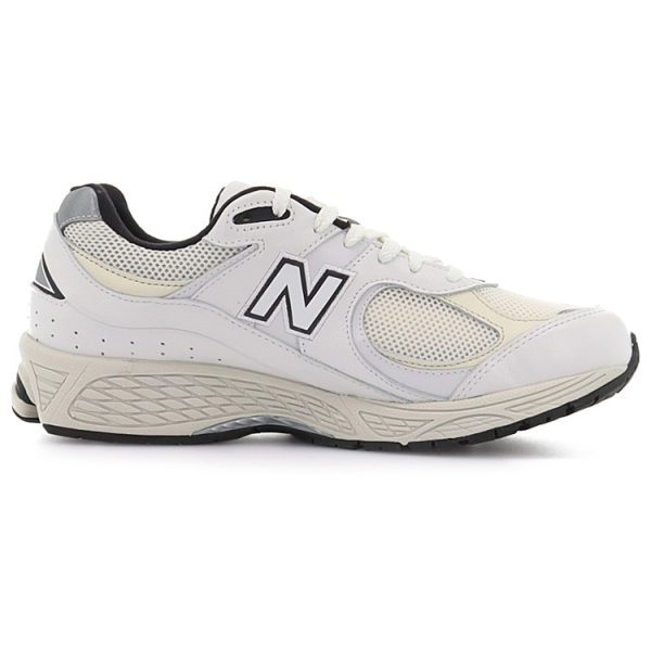 New Balance NB 2002R