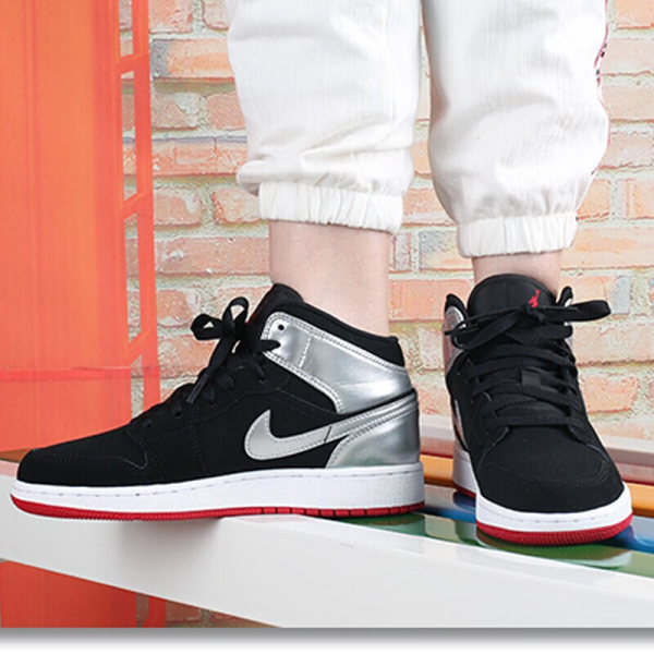 Jordan Air Jordan 1 Mid