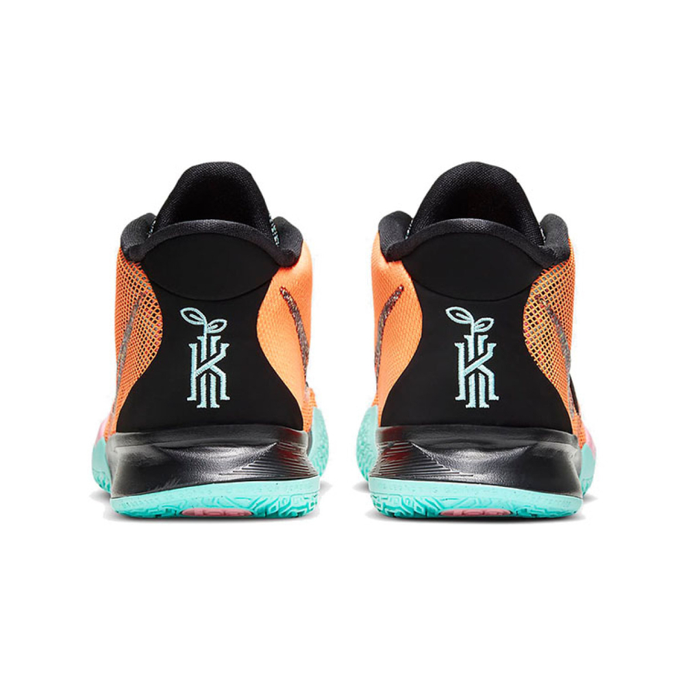 Nike Kyrie 7 "Play for the Future"
