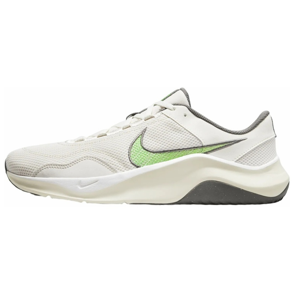 Nike Legend Essential 3