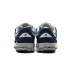 New Balance NB 2002R