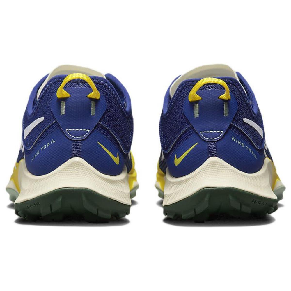 Nike Air Zoom Terra Kiger 8