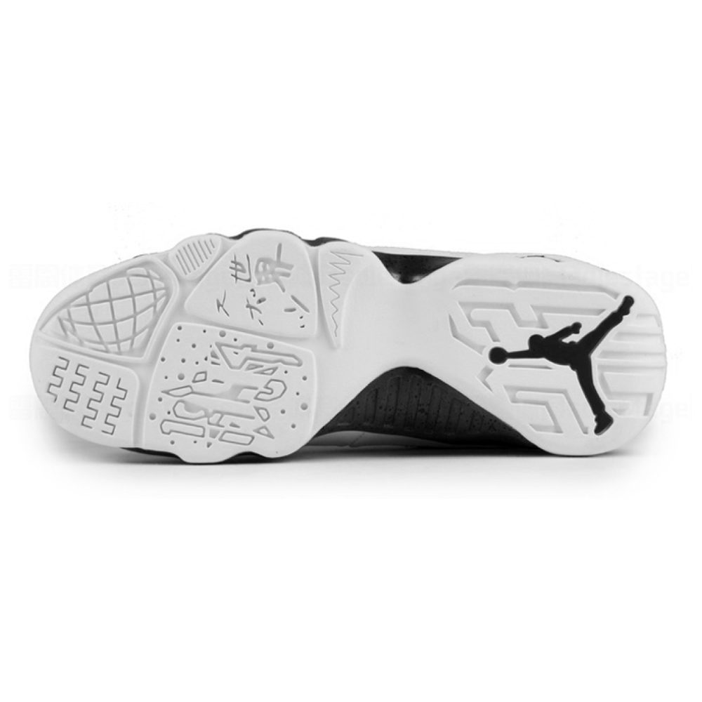 Jordan Air Jordan 9 Retro Statue