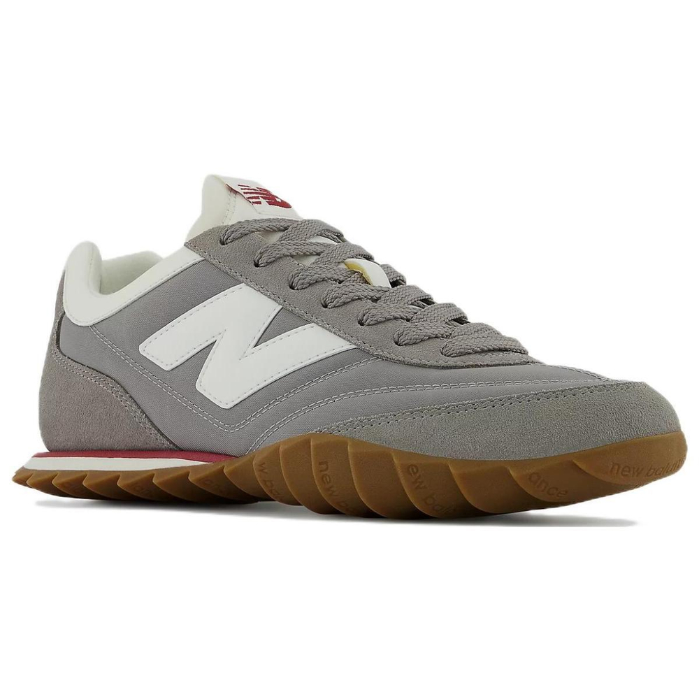 New Balance RC30