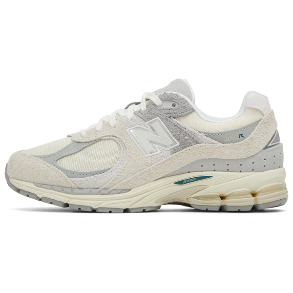 New Balance NB 2002R