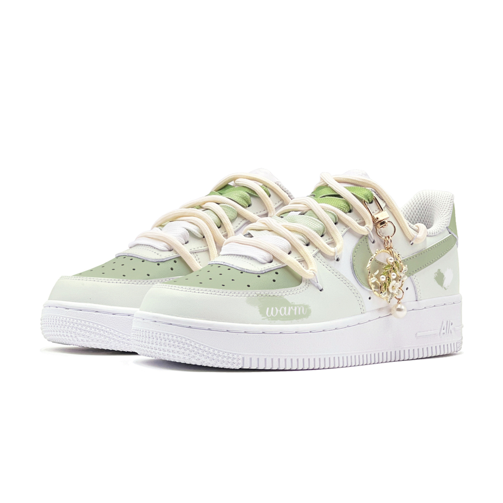 【 】 Nike Air Force 1