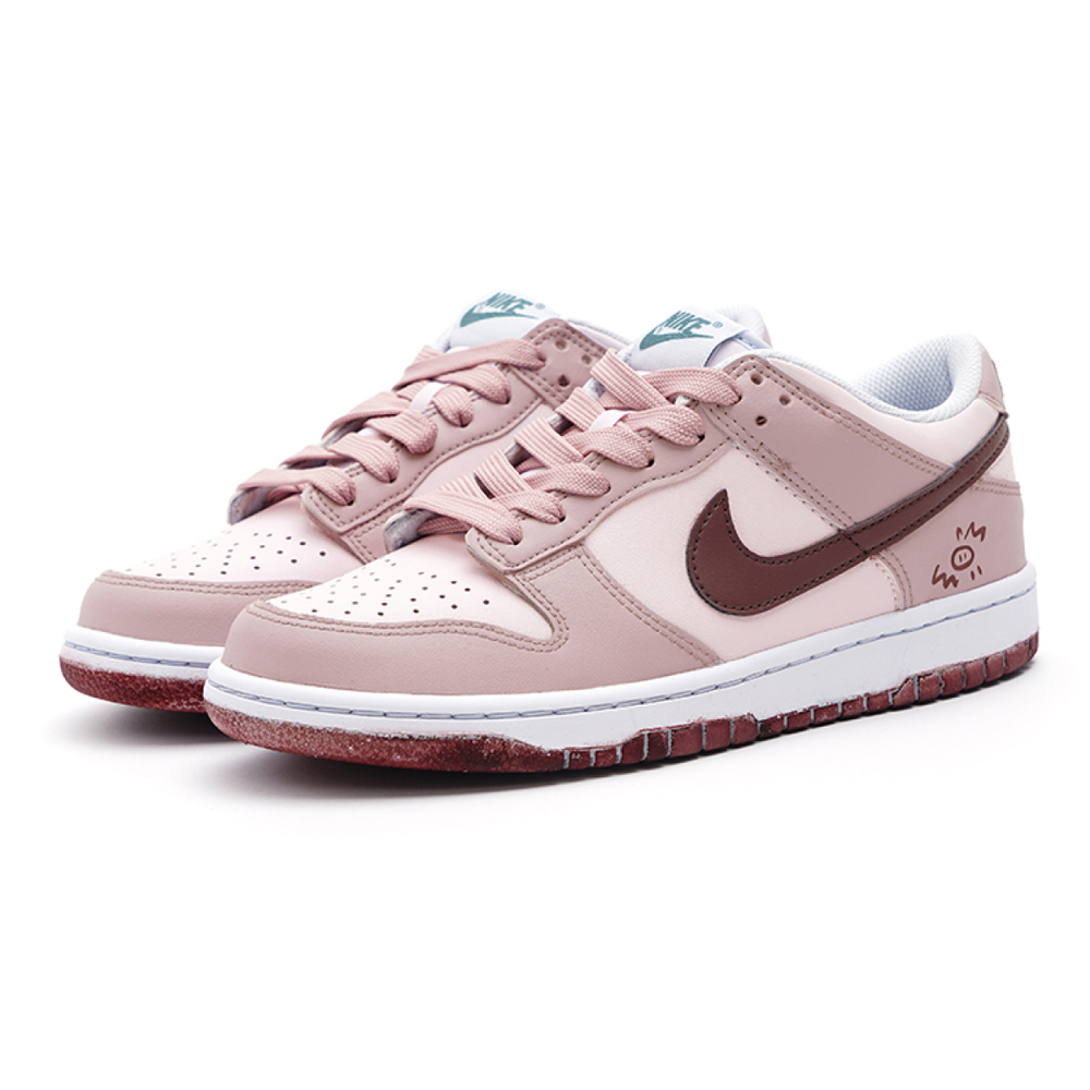 【 】 Nike Dunk GS