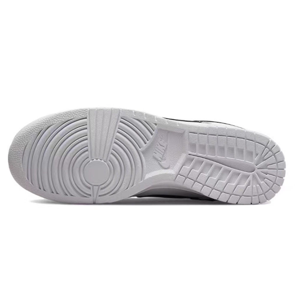 【 】 Nike Dunk Low