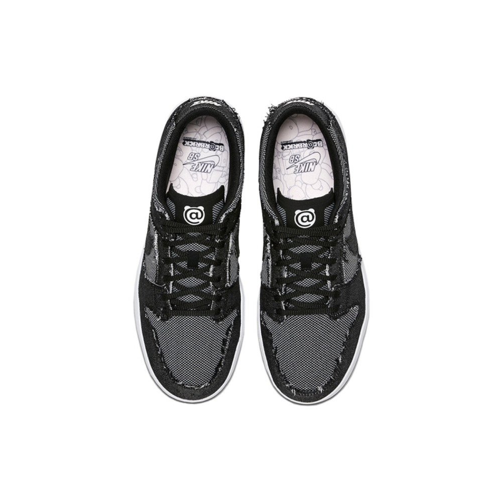 Medicom Toy x Nike Dunk SB Elite "BE@RBRICK" 2