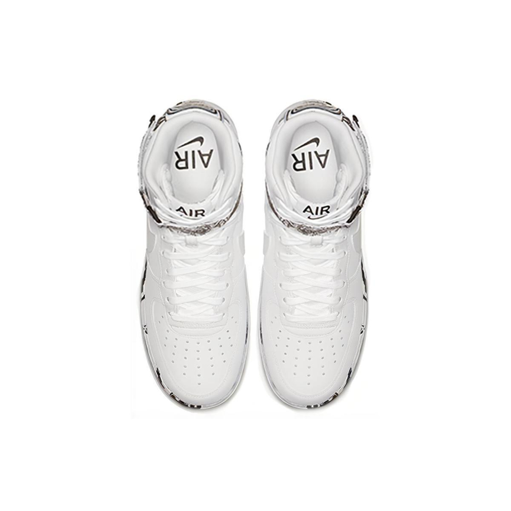 Nike Air Force 1 07 LV8