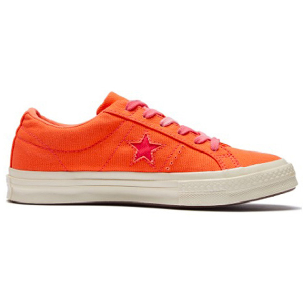 Converse One Star