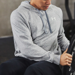 Under Armour Rival