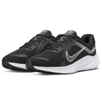 Nike Quest 5