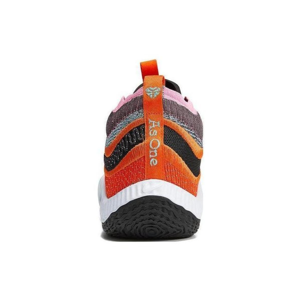 Nike Cosmic Unity 3