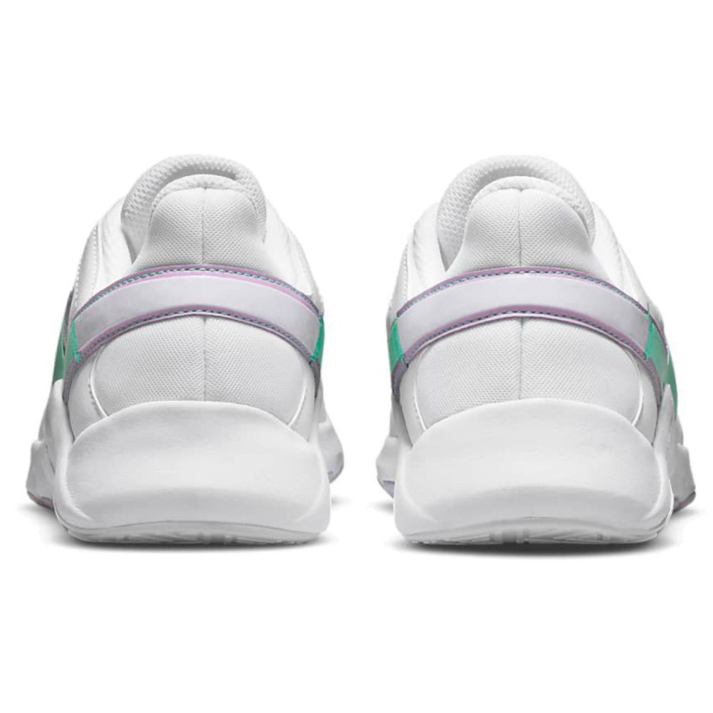 Nike Legend Essential 2
