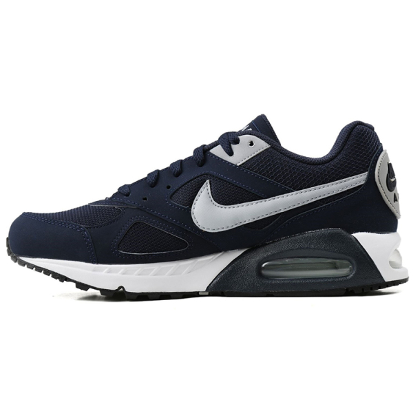 Nike Air Max Ivo