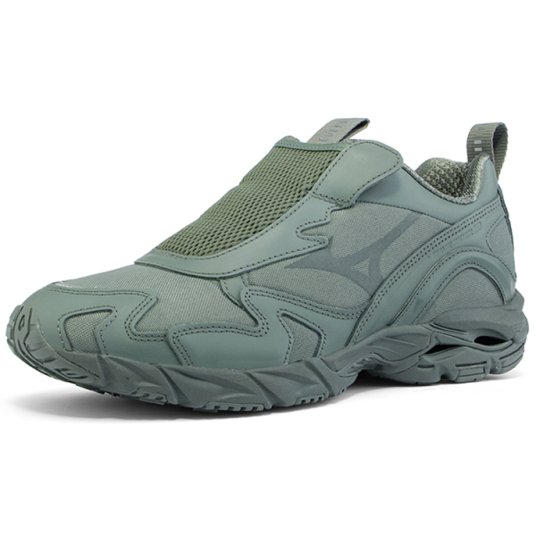 Beams x Mizuno Wave Rider 10 Slip-On