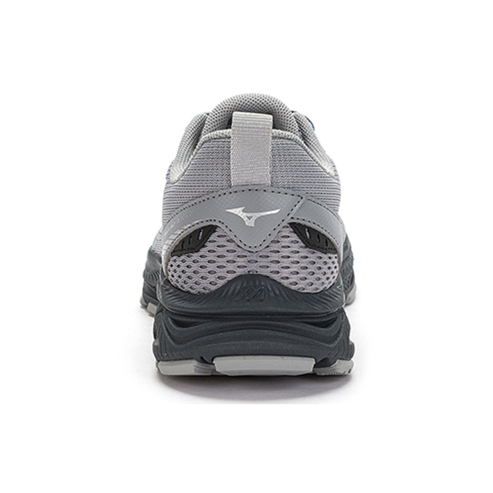Mizuno Racer S