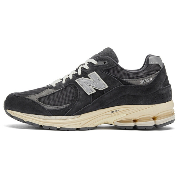 New Balance NB 2002R