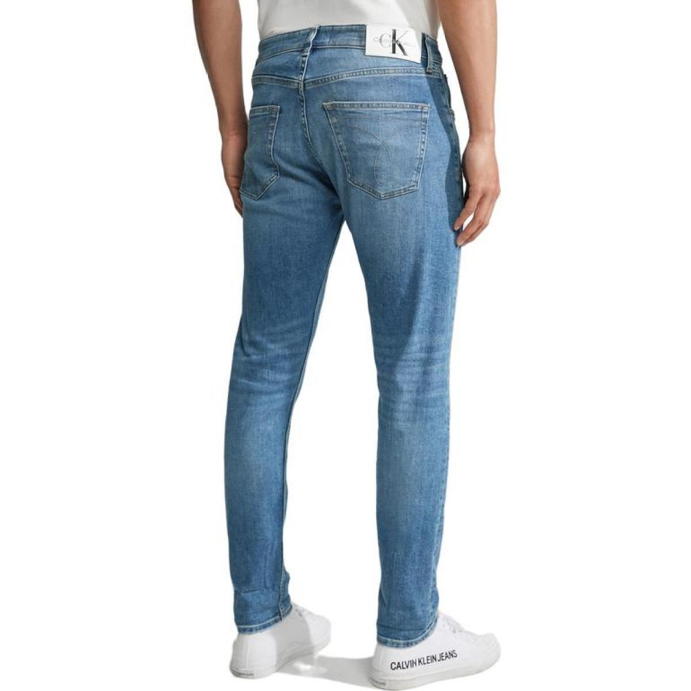CALVIN KLEIN