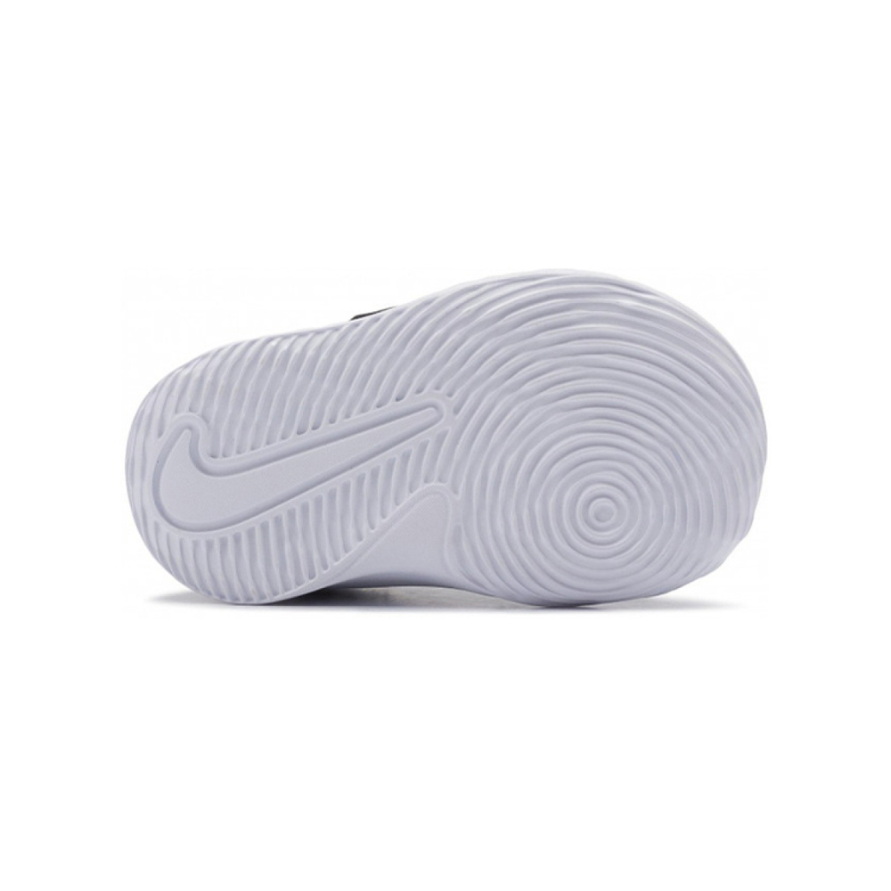 Nike Team Hustle D 9