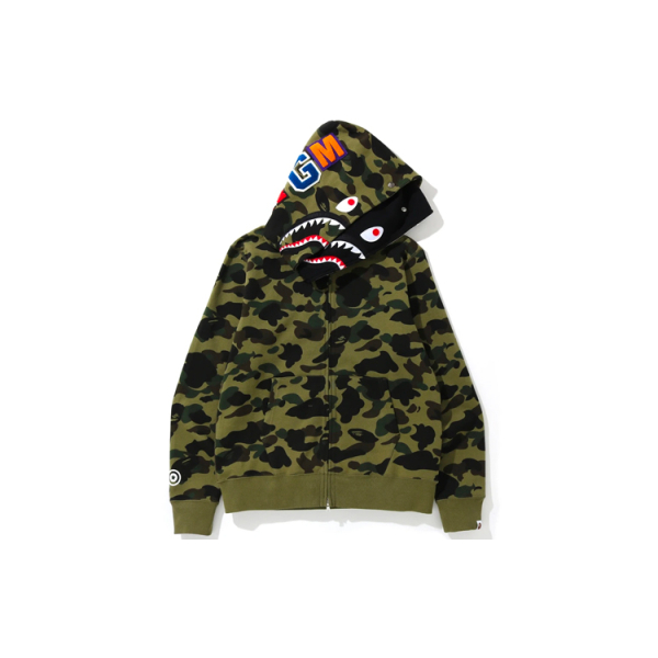 A BATHING APE