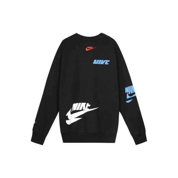 Nike Sportswear Sport Essentials Logo