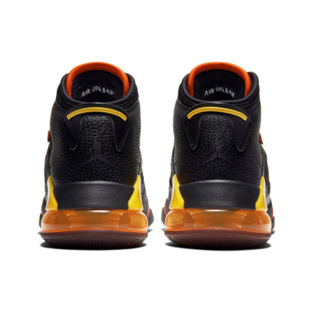 Jordan Mars 270 swoosh