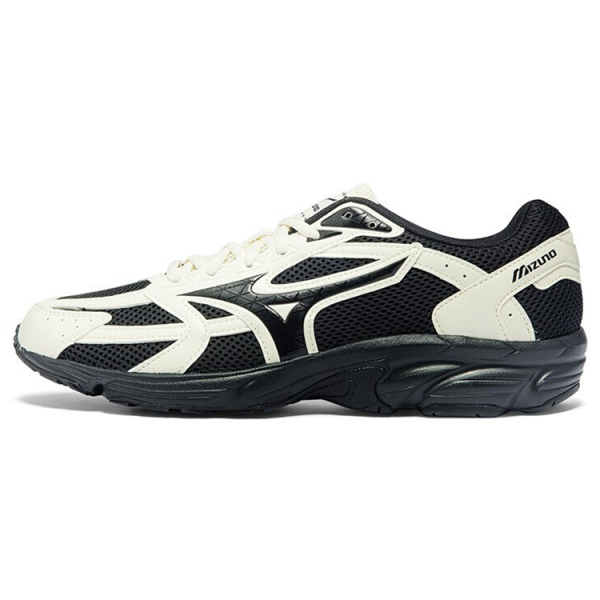 Mizuno Spark CN1
