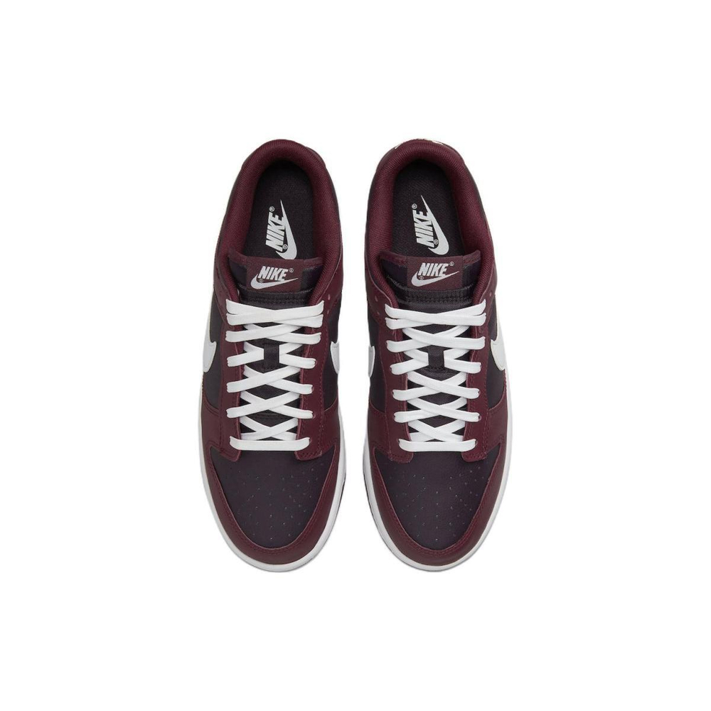Nike Dunk "Dark Beetroot"