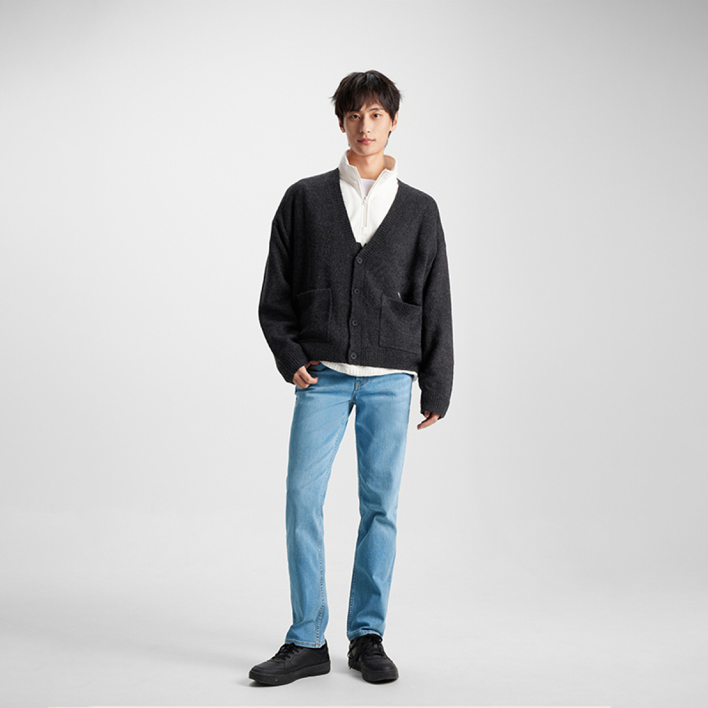 Tommy Hilfiger V